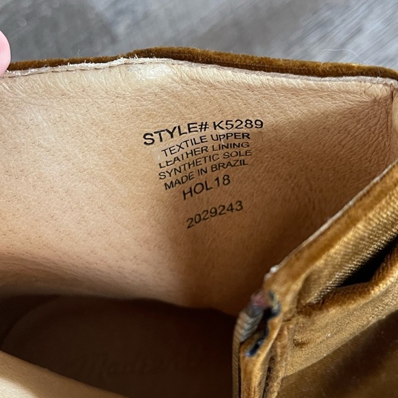 Madewell Esme Bow Boot in velvet - Picture 10 of 11